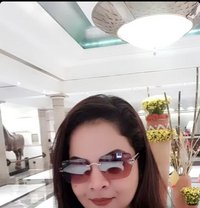 Neha Safe and Secure Call Girl Service - puta in Mauritius Photo 1 of 4