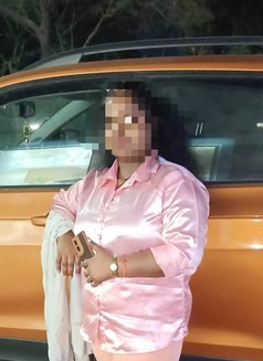 Neha Sende - puta in Mumbai Photo 2 of 6