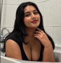 Neha Sharma - escort in Thane