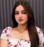 Neha Singh - puta in Hyderabad Photo 1 of 6