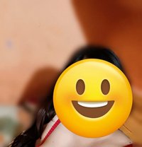 Neha Singh Cam and real meet - escort in New Delhi Photo 1 of 1