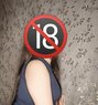 Neha Singh Cam and real meet - puta in Gurgaon Photo 5 of 6