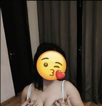 Neha Singh - puta in Noida