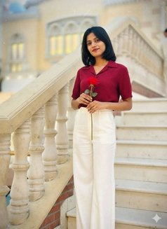 Neha Slim and Light Weight Girl - escort in Colombo Photo 2 of 5