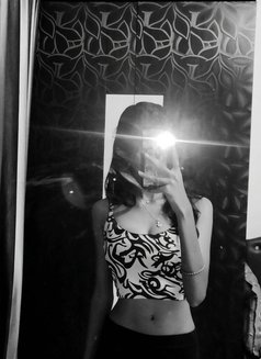 Neha Slim and Light Weight Girl - escort in Colombo Photo 3 of 5