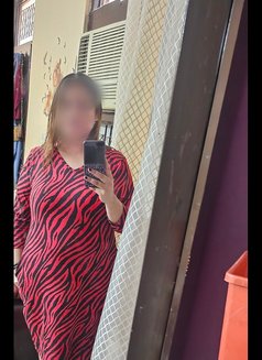 Neha Verma - escort in New Delhi Photo 3 of 6