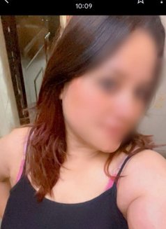 Neha Verma - escort in New Delhi Photo 5 of 6