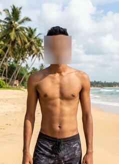 Nehan De Silva - Male escort in Colombo Photo 2 of 4