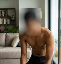 Nehan De Silva - Male escort in Colombo