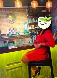 Naveesha - escort in Colombo Photo 3 of 3