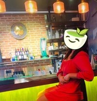 Naveesha - escort in Colombo