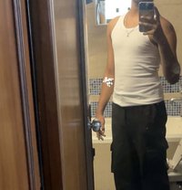 Neil - Male escort in Mumbai