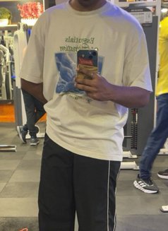 Neil - Male escort in Mumbai Photo 5 of 5