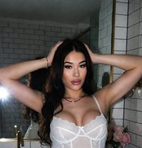 Neila from Azerbaijan 🇦🇿 - Transsexual escort in Jeddah