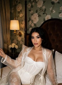 Neila from Azerbaijan π¦πΏ - Transsexual escort in Khobar Photo 15 of 16