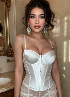 Neila🇦🇿top/bottom - Transsexual escort in Khobar Photo 12 of 12
