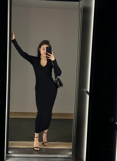 Nele - escort in Brussels Photo 1 of 1