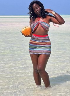 Nayla, Erotic Beauty - puta in Visakhapatnam Photo 3 of 5