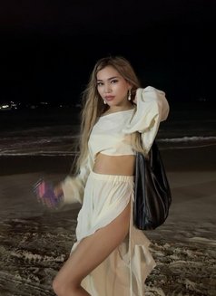 Nelly - puta in Phuket Photo 6 of 8