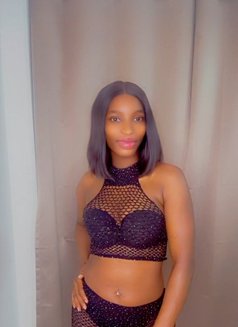 Nelly - escort in Gurgaon Photo 2 of 4