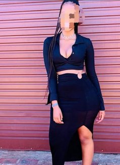 Nelly - escort in Chennai Photo 3 of 3