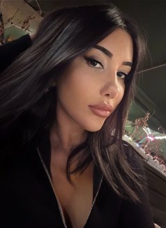 Nelly - escort in İstanbul Photo 13 of 18