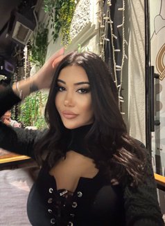 Nelly - escort in İstanbul Photo 14 of 18