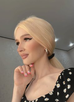 Nelya - Acompañantes transexual in Jeddah Photo 3 of 10
