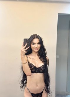 Nelyy - Acompañantes transexual in İstanbul Photo 1 of 5