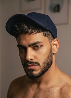 Nemo ‍🇪🇬 - Male escort in Cairo Photo 22 of 23