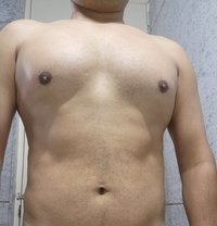 Neotraveller - Acompañantes masculino in New Delhi