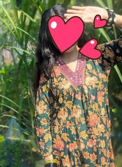 Queen Meet & Cam show - escort in Surat Photo 3 of 3