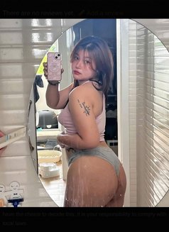 Nepali Chicks Book Now 24*7 available - puta in Kathmandu Photo 8 of 10