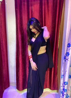 Nepali girl - Acompañantes transexual in Hyderabad Photo 8 of 8