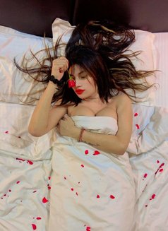 Nepali girl (visitor) - Transsexual escort in Hyderabad Photo 10 of 19