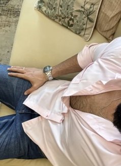 Nerdy Fit Dominant (Classy, Kinky & Exp) - Male escort in Bangalore Photo 4 of 4