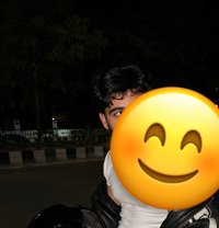 Nerdy Fit Dominant (Classy, Kinky & Exp) - Male escort in Bangalore