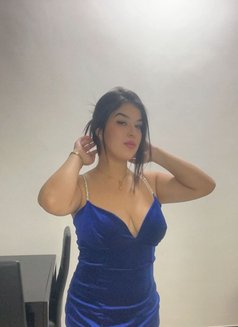 Nermeen - escort in Muscat Photo 3 of 5
