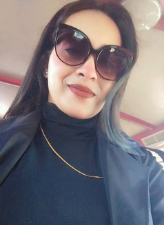 Nesma - escort agency in Cairo Photo 1 of 2