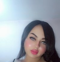 Nesma - Acompañante transexual in Cairo