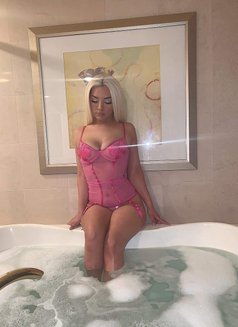 Nessa GFE Massage - masseuse in Stockholm Photo 9 of 11