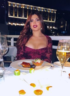 Nessma ts arabic in madrid - Transsexual escort in Madrid Photo 14 of 17