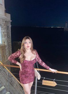 Nessma ts arabic in madrid - Transsexual escort in Madrid Photo 15 of 17