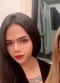 Nest Li - Transsexual escort in Bangkok Photo 4 of 10