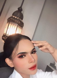 Nest Li - Transsexual escort in Bangkok Photo 5 of 10