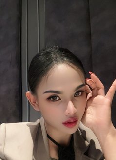 Nest Li - Transsexual escort in Bangkok Photo 7 of 10