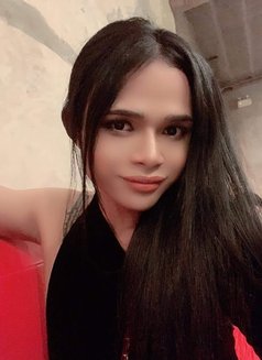 Nest Li - Transsexual escort in Bangkok Photo 9 of 10