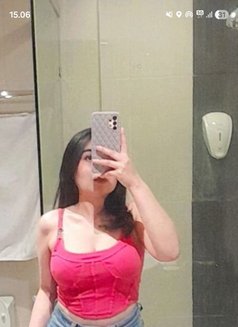 Nesvy - escort in Jakarta Photo 5 of 6