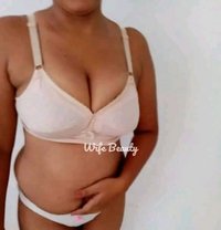Nethmi Camshow Sl - puta in Srinagar