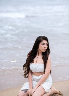 Nethu Perara - escort in Dubai Photo 2 of 6